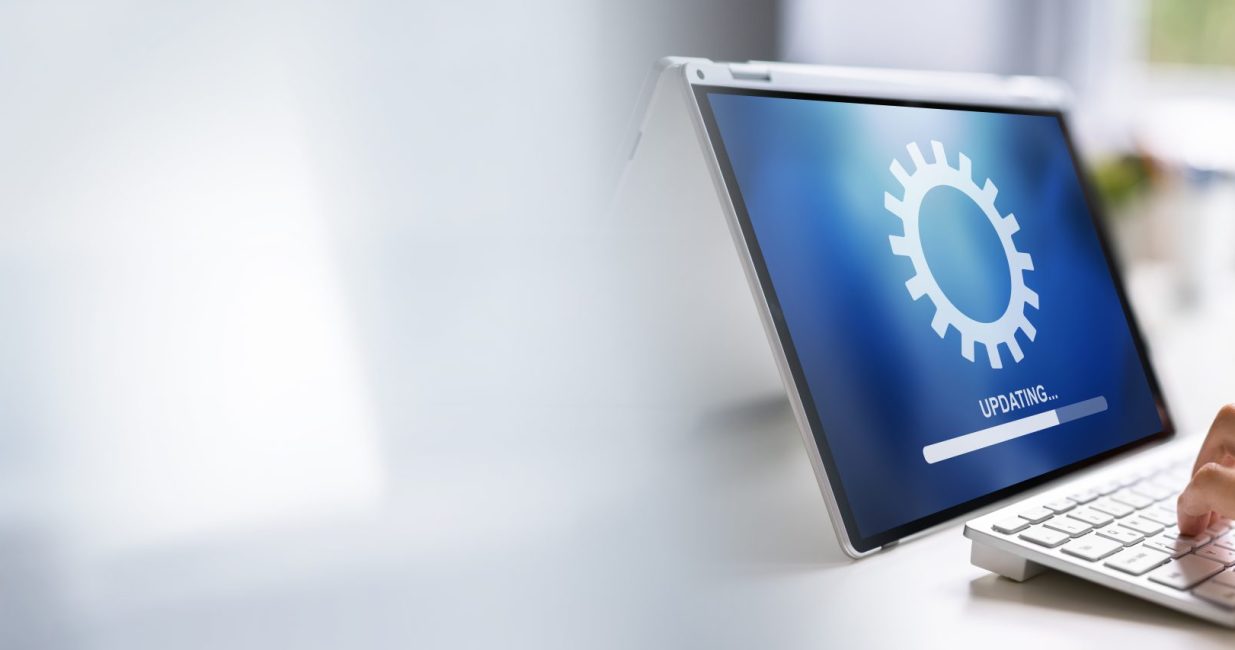 Hybrid,Man,Software,Online,Update.,Laptop,Os